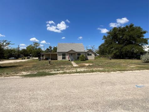 302 Hillcrest Street Hico TX 76457