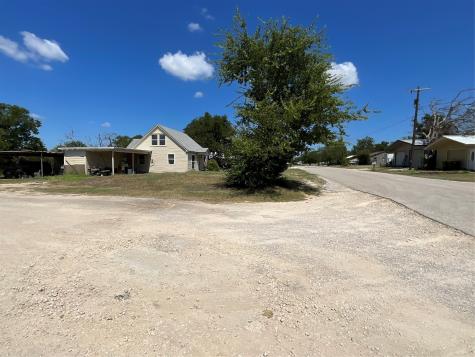 302 Hillcrest Street Hico TX 76457