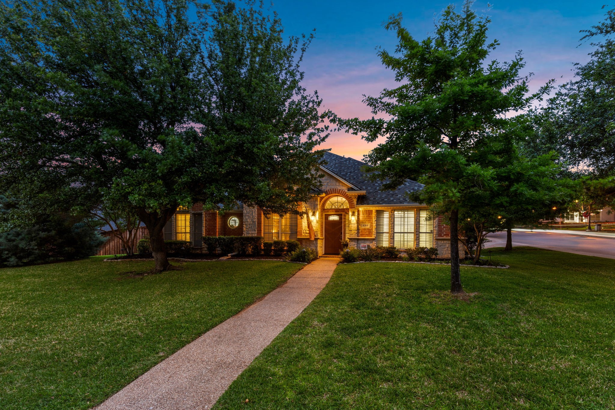3317 Stonecrest Drive Grapevine TX 76051
