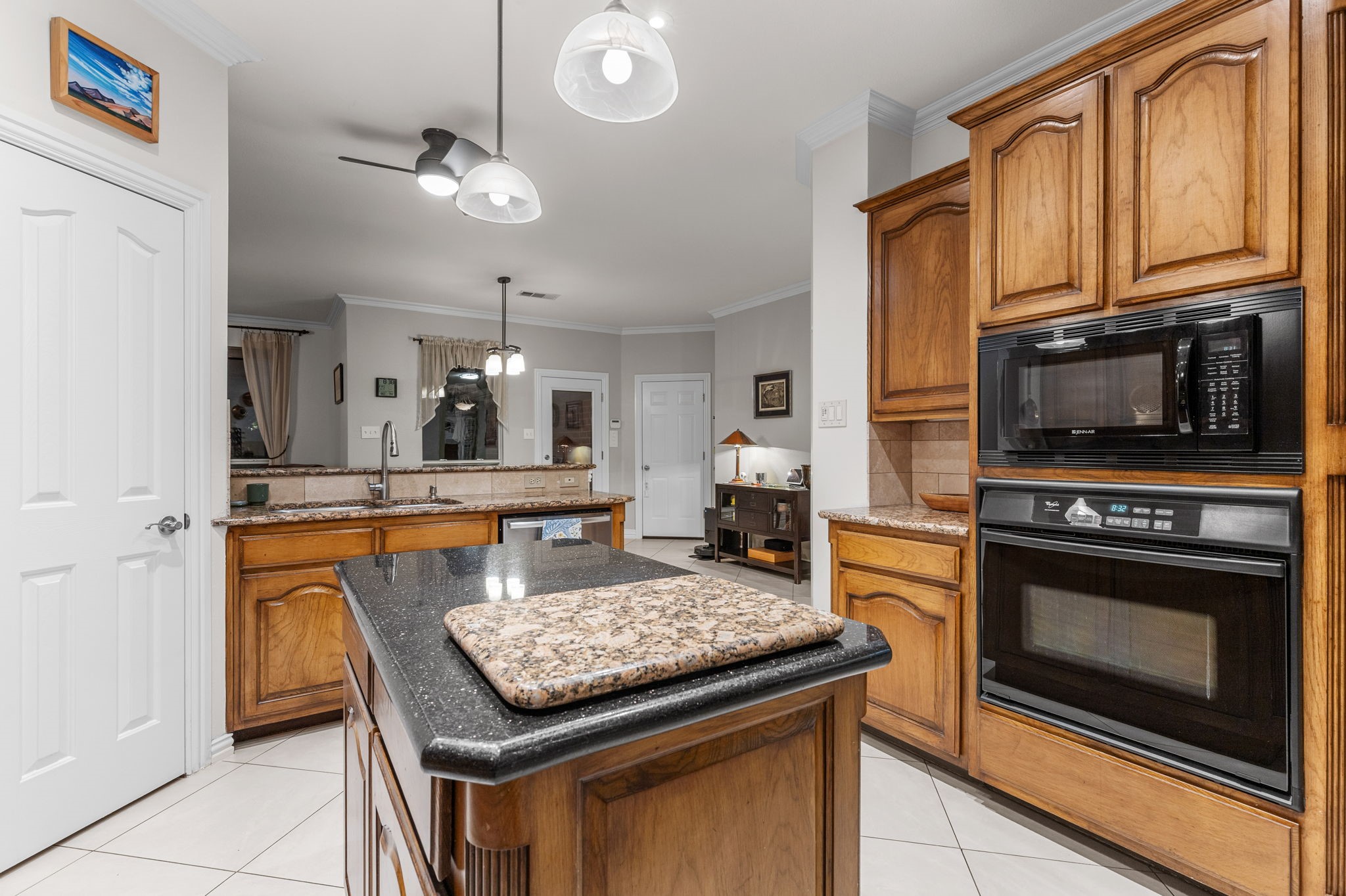 3317 Stonecrest Drive Grapevine TX 76051