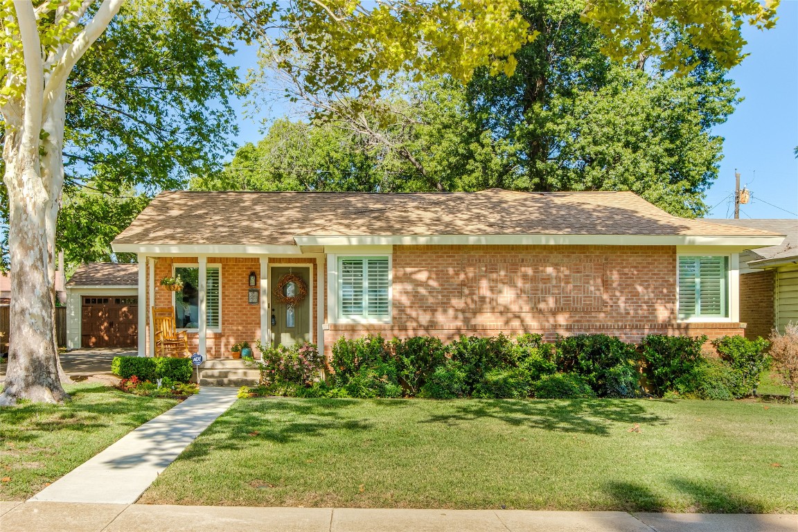 321 Lakeside Drive Irving TX 75062
