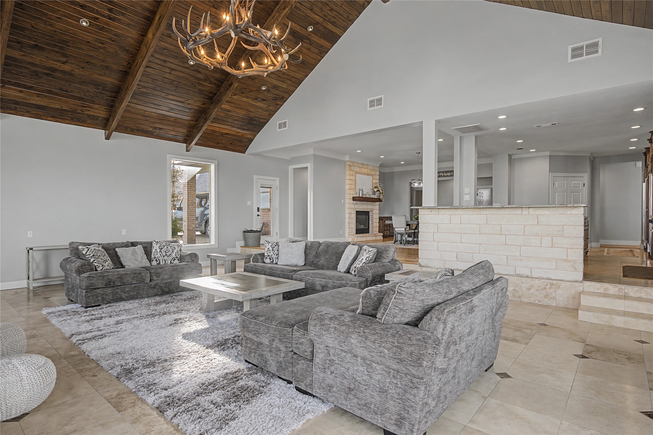 113 Club House Drive Weatherford TX 76087