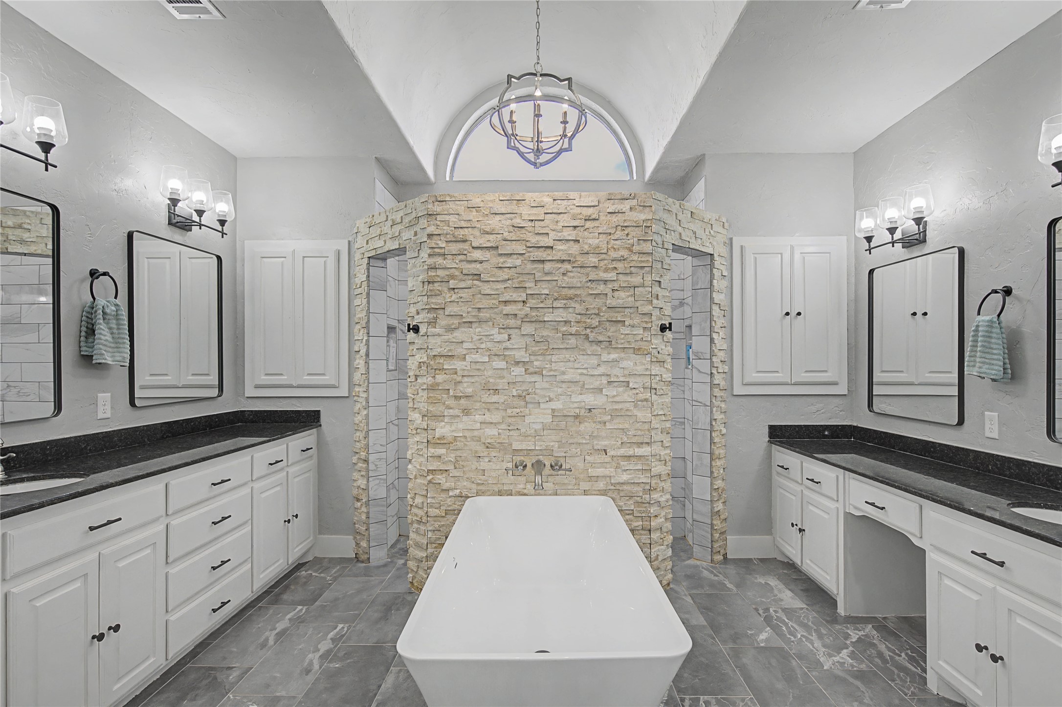 113 Club House Drive Weatherford TX 76087