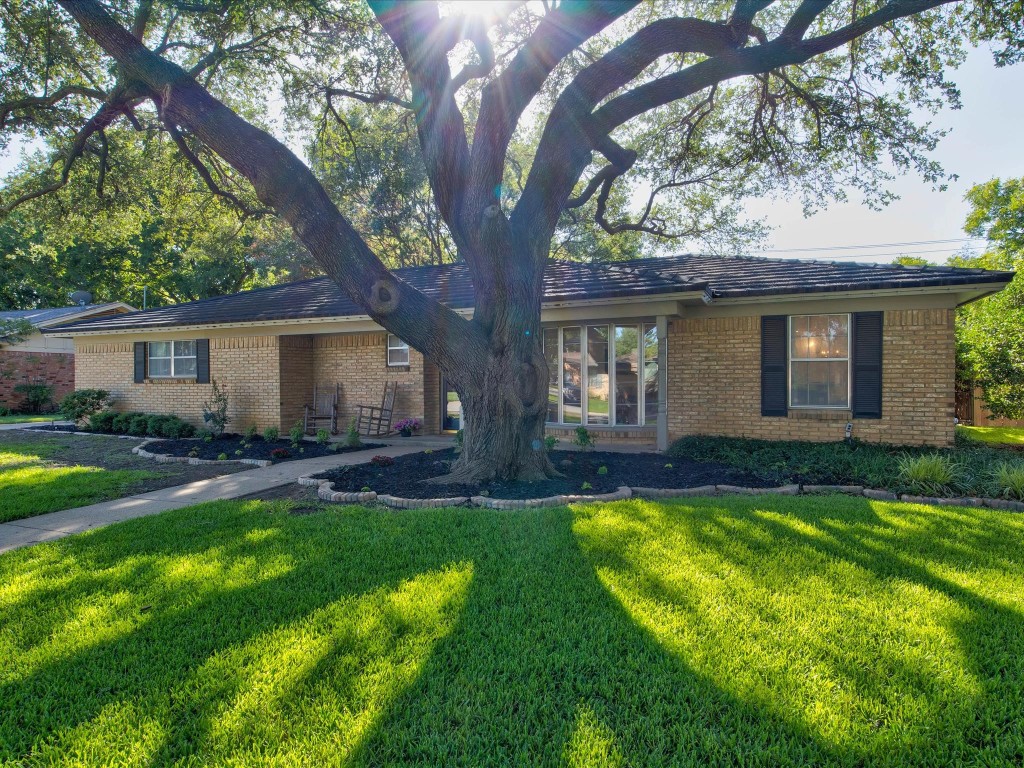 5000 Stacey Avenue Fort Worth TX 76132