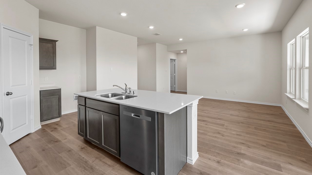 1675 Mantle Road Crandall TX 75114