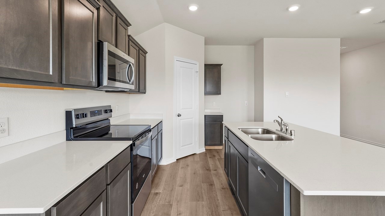 1675 Mantle Road Crandall TX 75114
