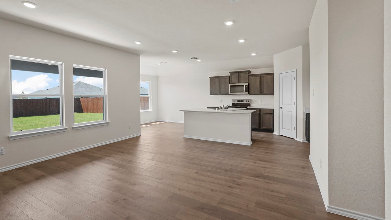 1675 Mantle Road Crandall TX 75114