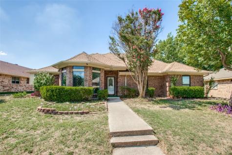 3318 Bending Oaks Trail Garland TX 75044