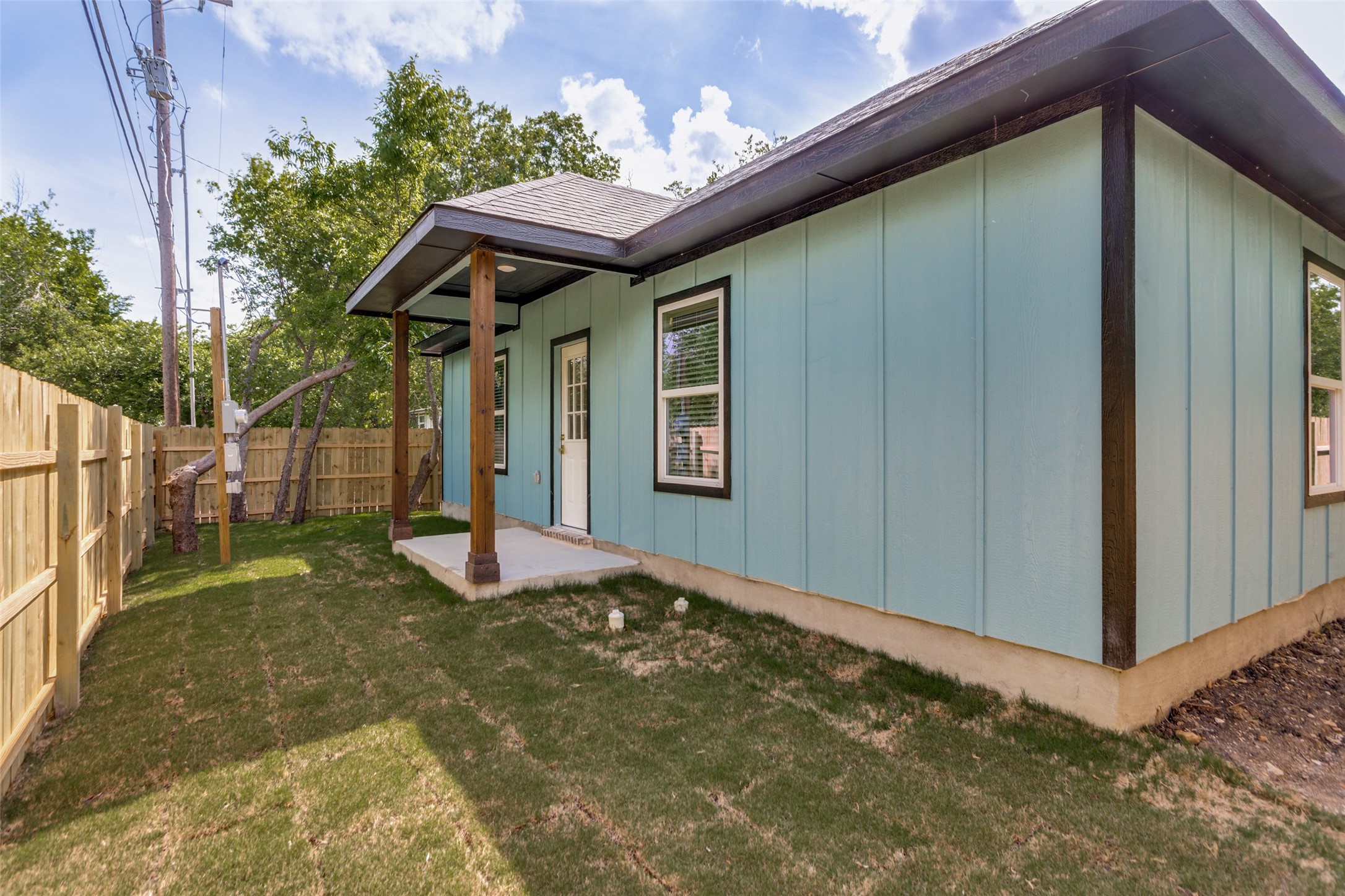 1329 Arizona Avenue Fort Worth TX 76104