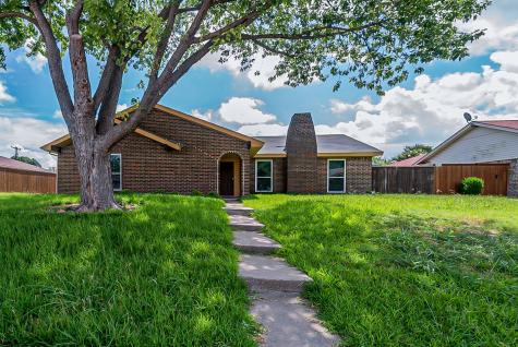 2020 Roundrock Trail Plano TX 75075
