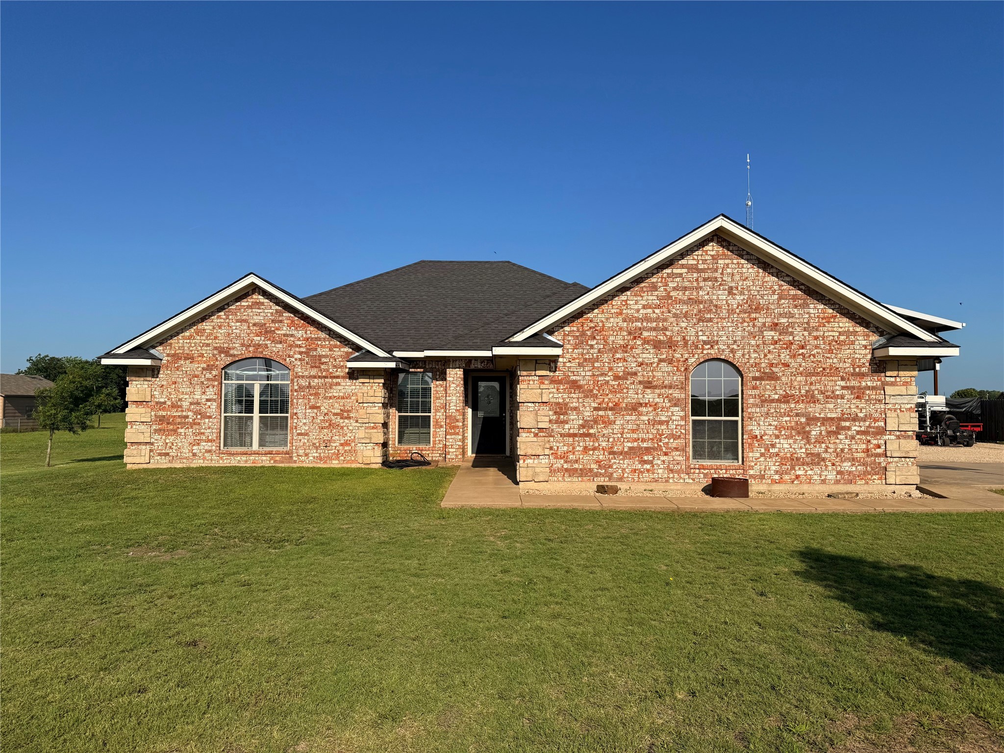 240 County Road 12550 Paris TX 75462