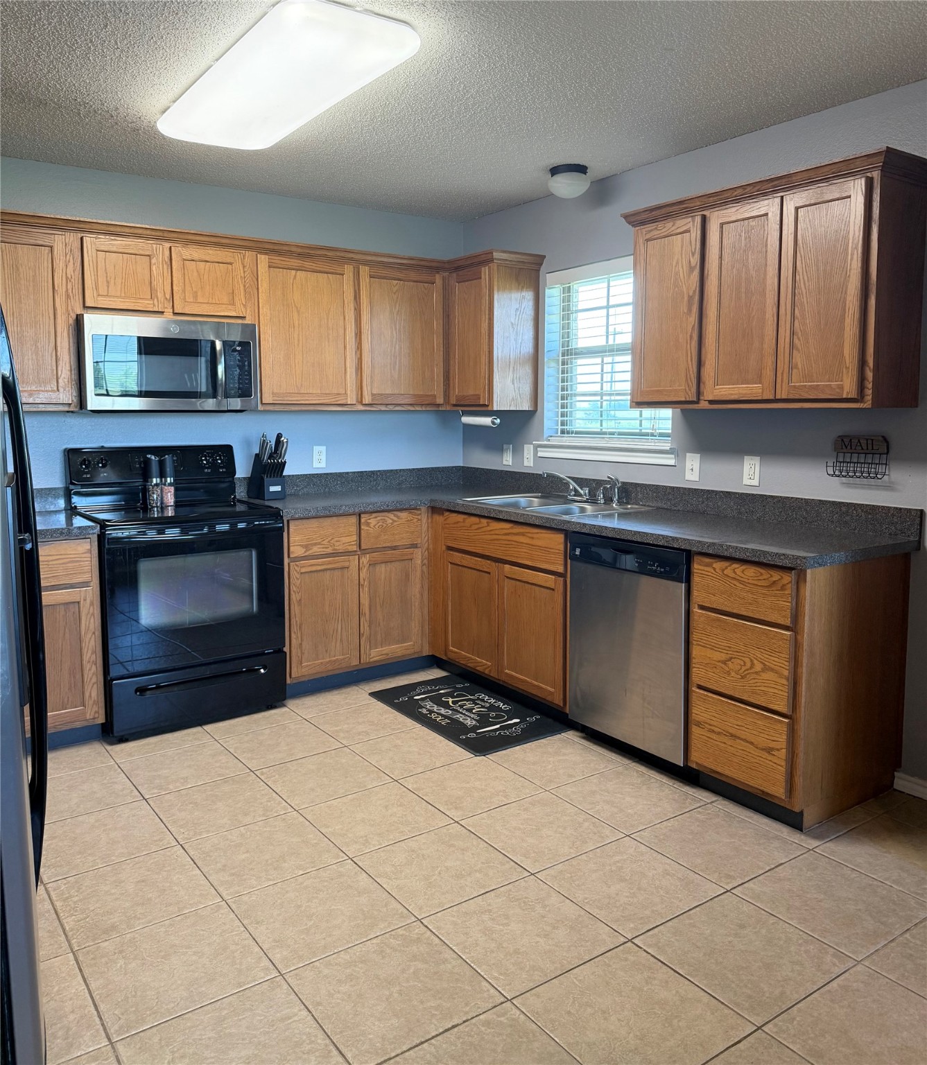 240 County Road 12550 Paris TX 75462