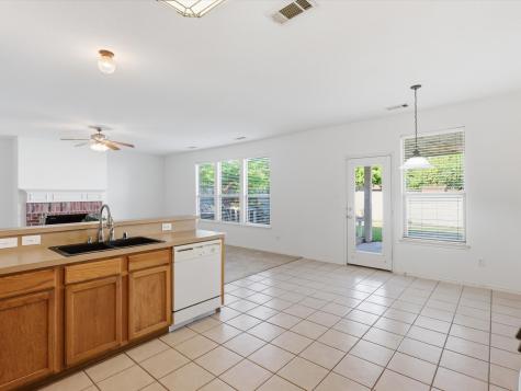 4328 Highgate Road Fort Worth TX 76244