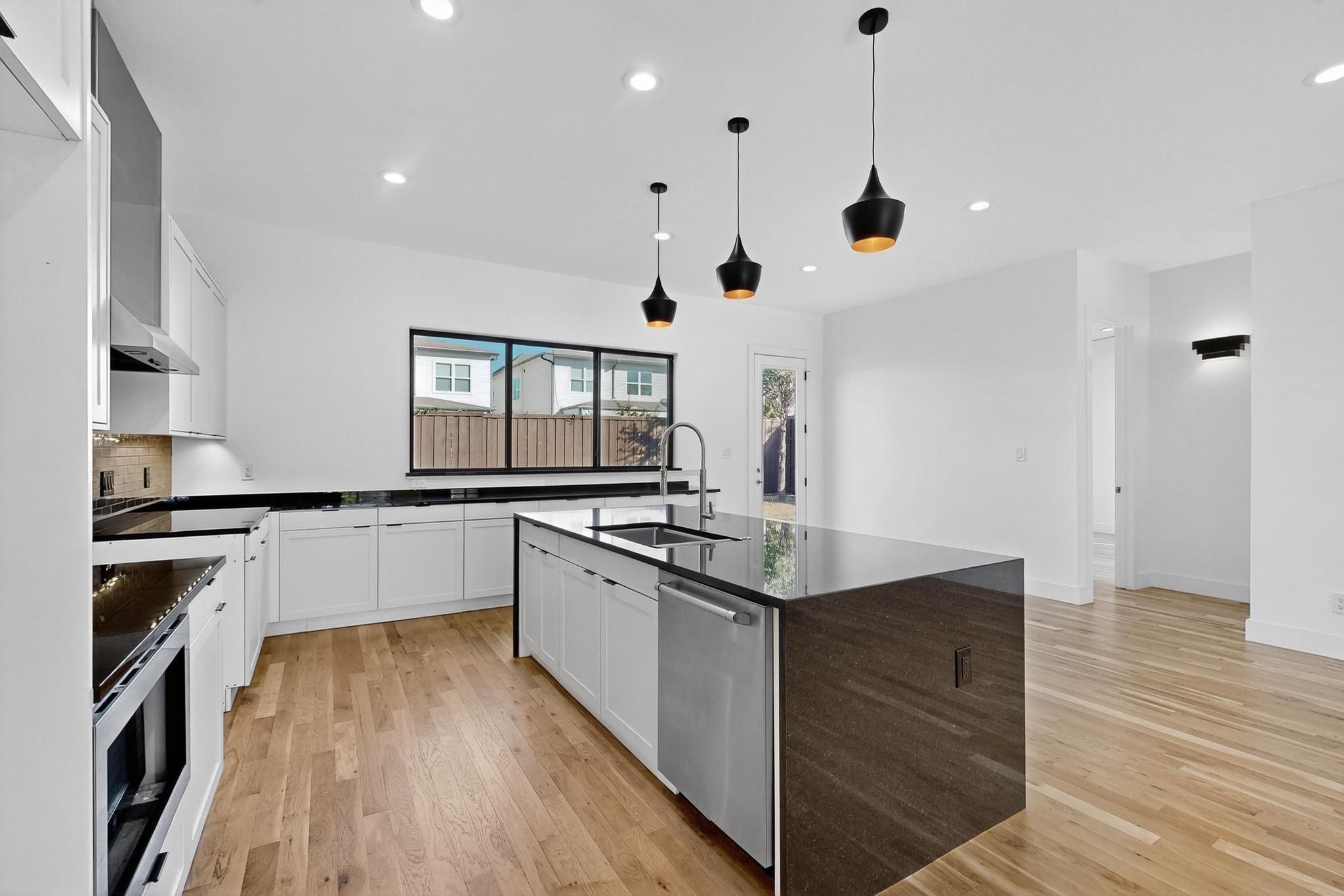 4521 Cowan Avenue Dallas TX 75209