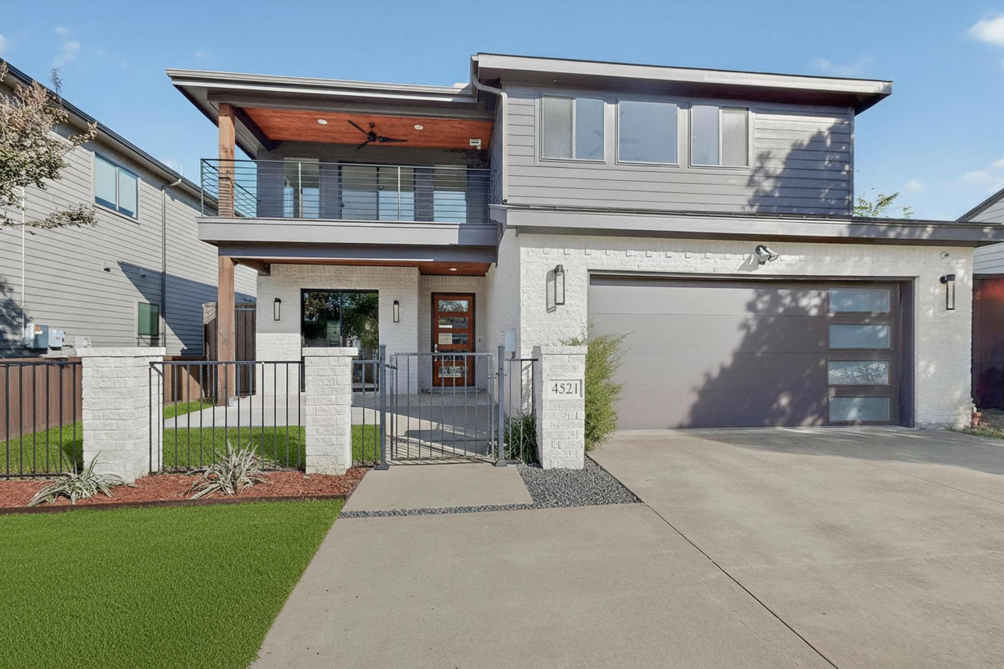 4521 Cowan Avenue Dallas TX 75209
