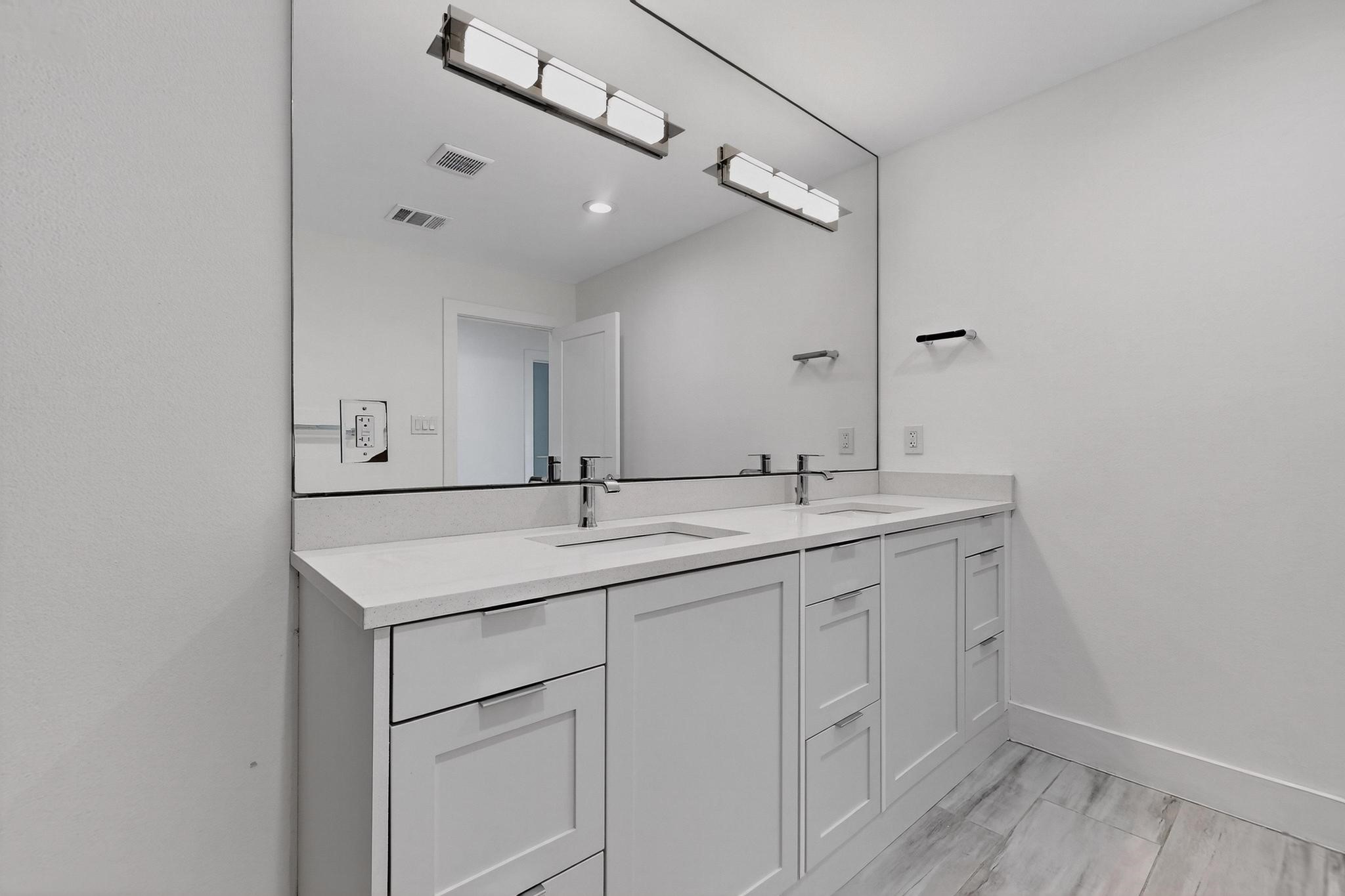4521 Cowan Avenue Dallas TX 75209