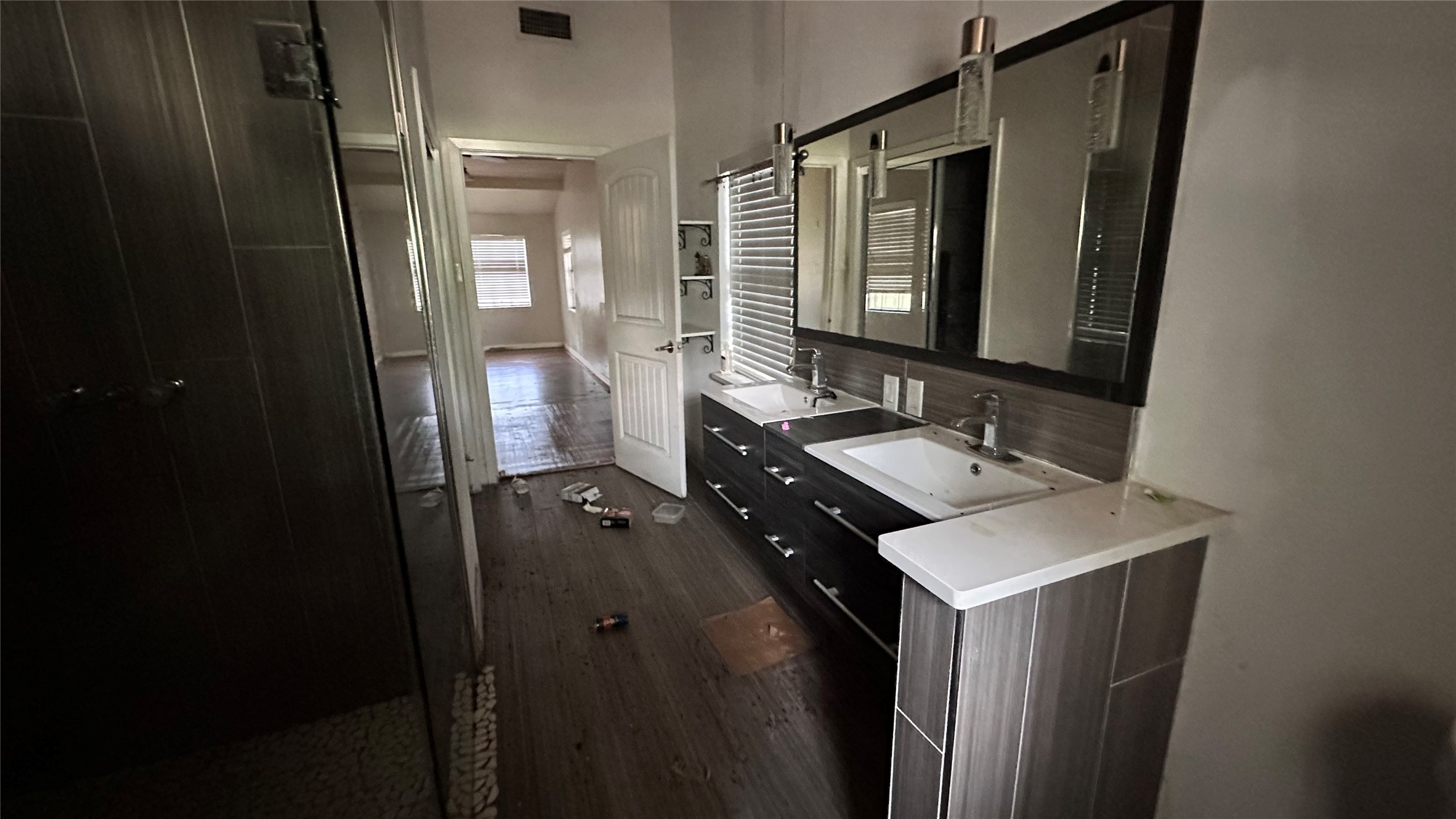 141 W Brownlee Avenue Dallas TX 75224