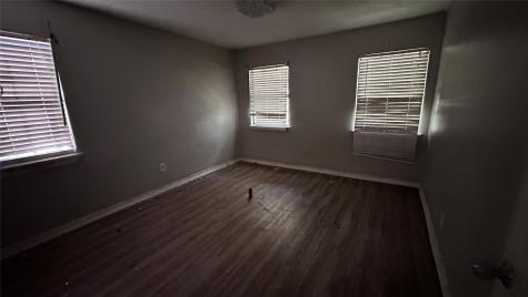 141 W Brownlee Avenue Dallas TX 75224