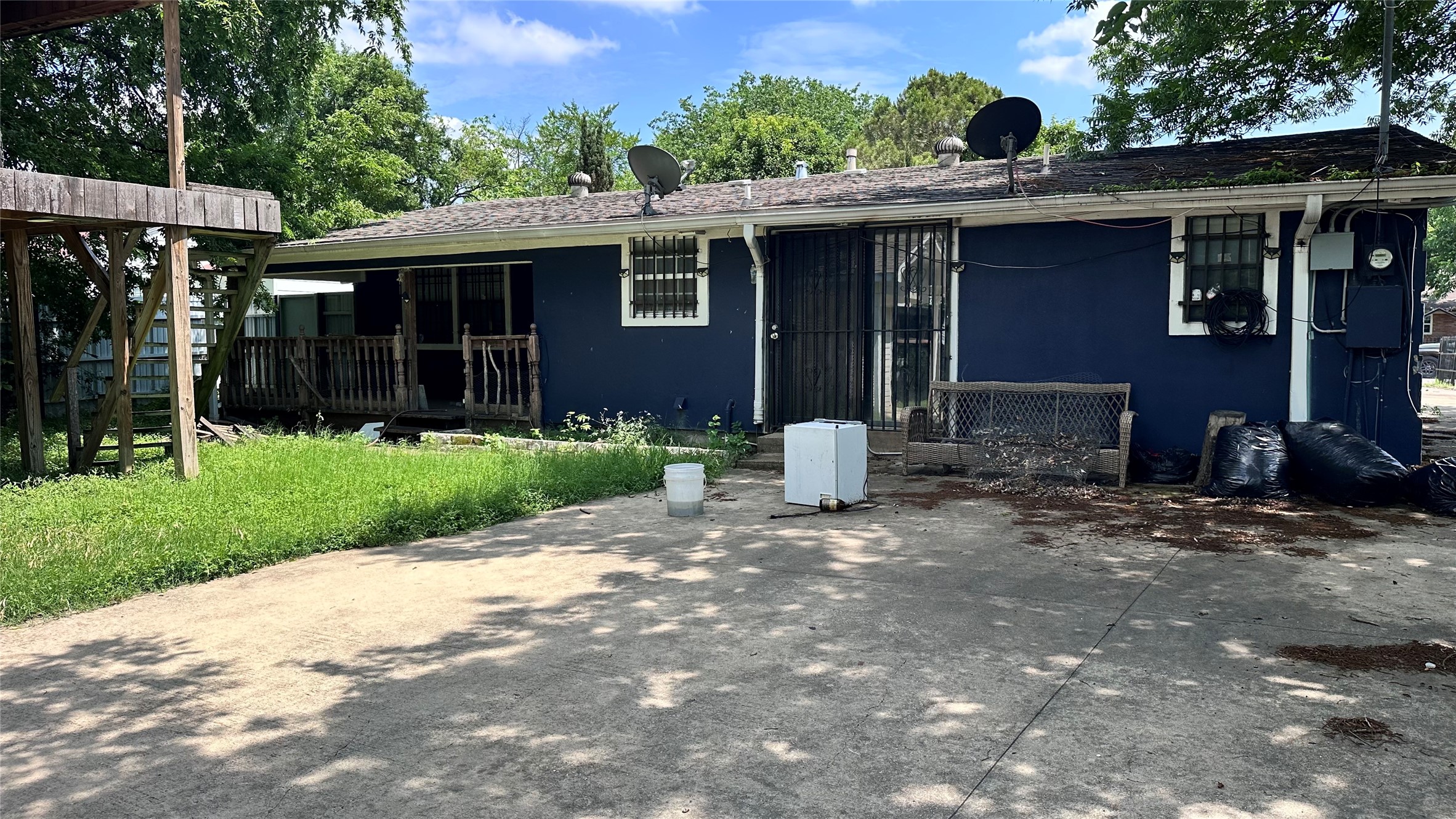 141 W Brownlee Avenue Dallas TX 75224