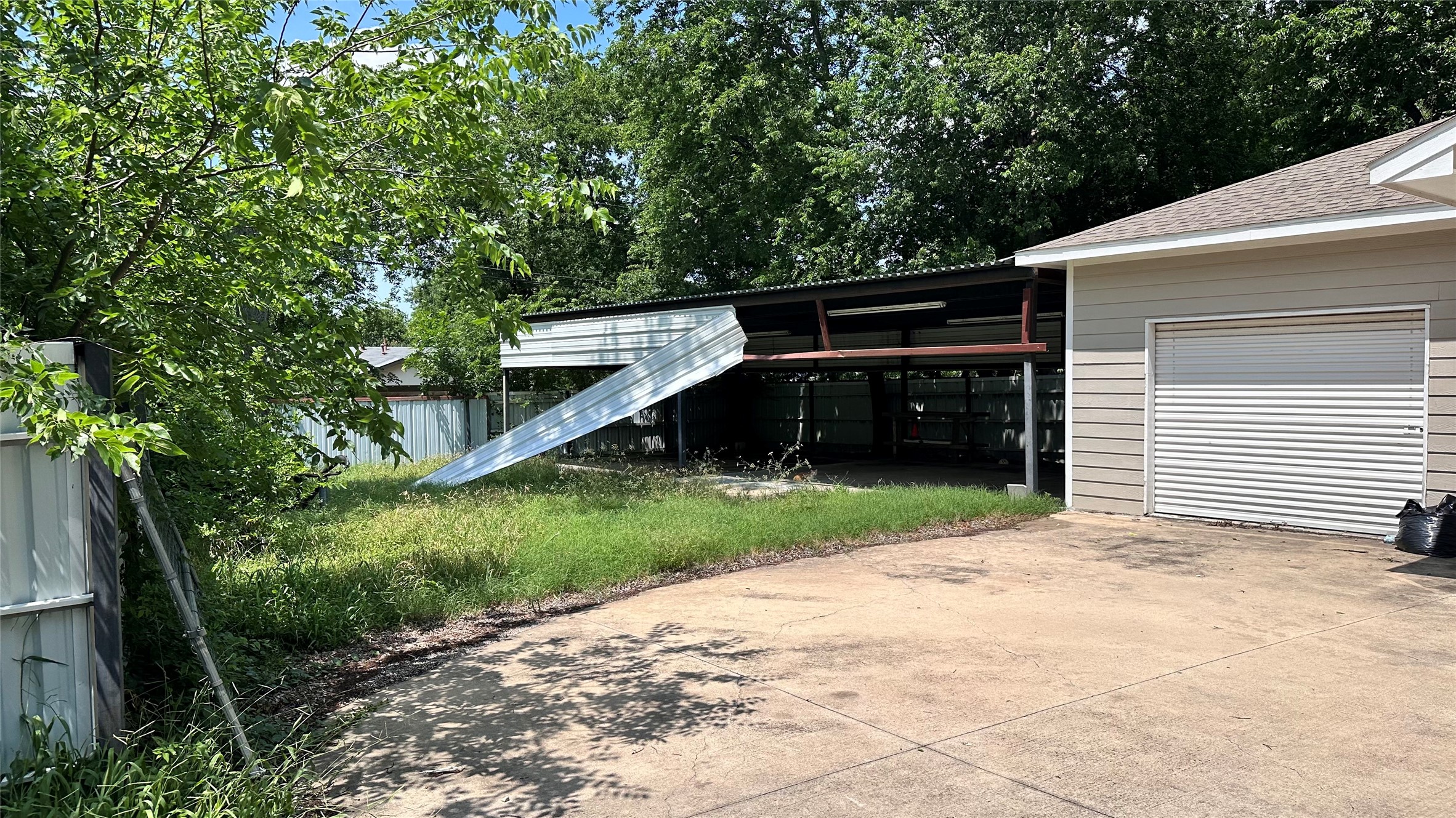 141 W Brownlee Avenue Dallas TX 75224