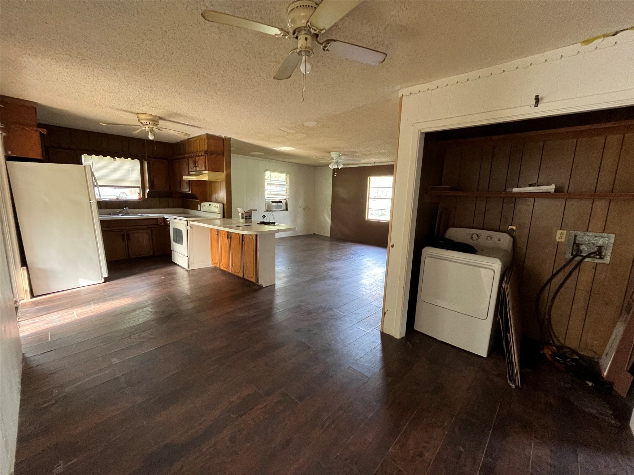 320 S Manson Street Wolfe City TX 75496