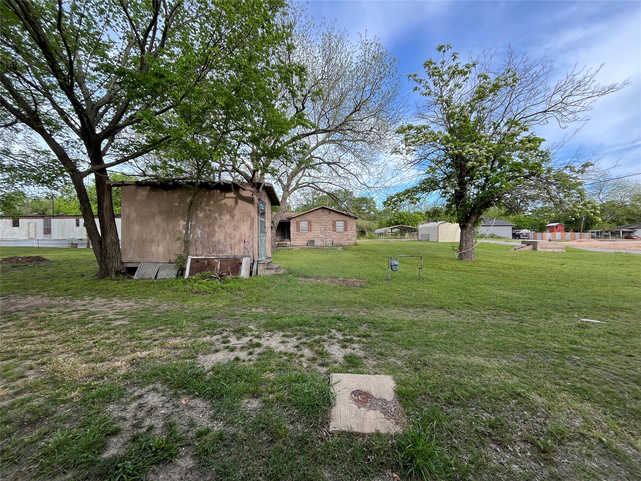 320 S Manson Street Wolfe City TX 75496