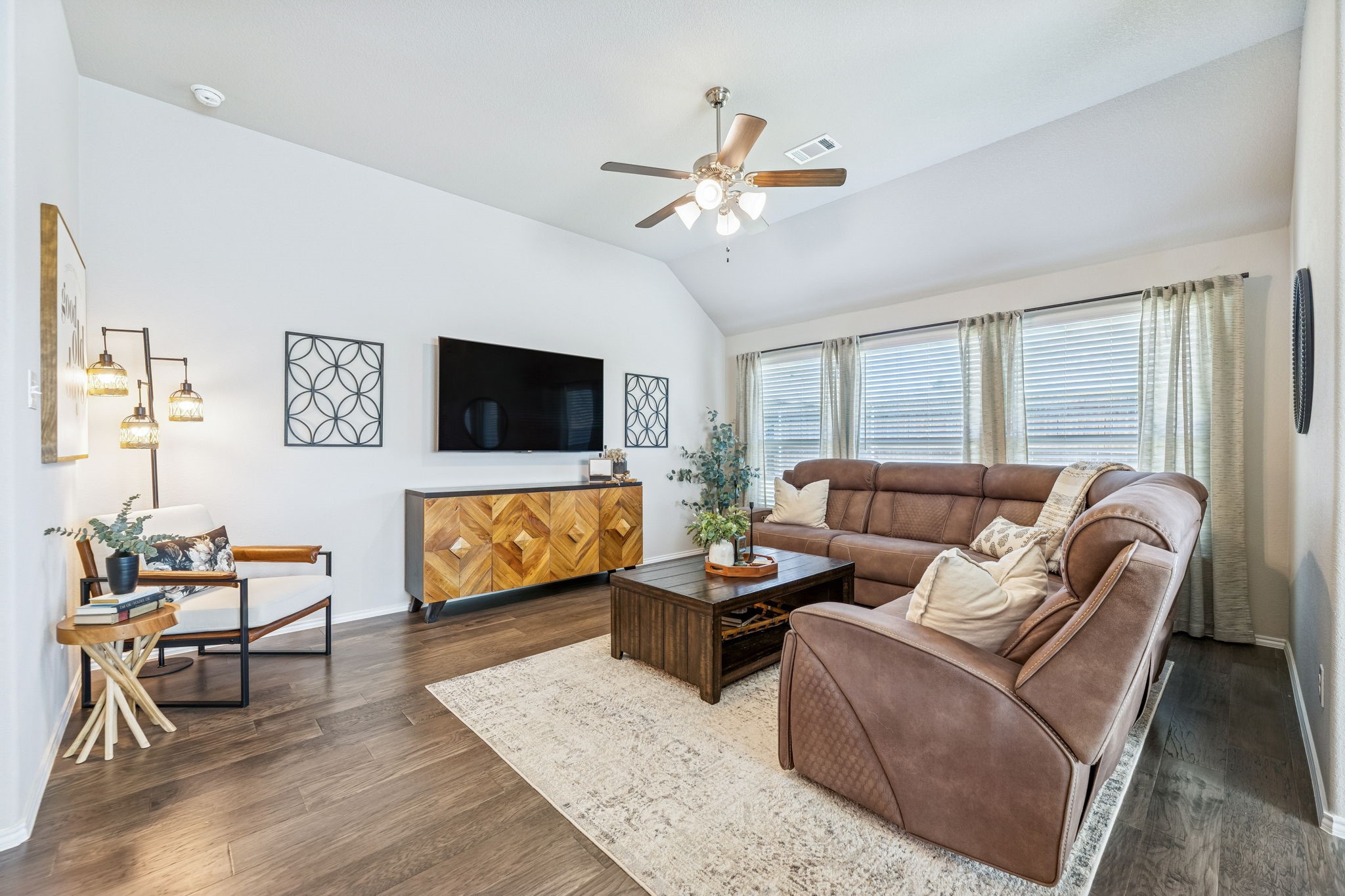 204 Magnolia Drive Azle TX 76020