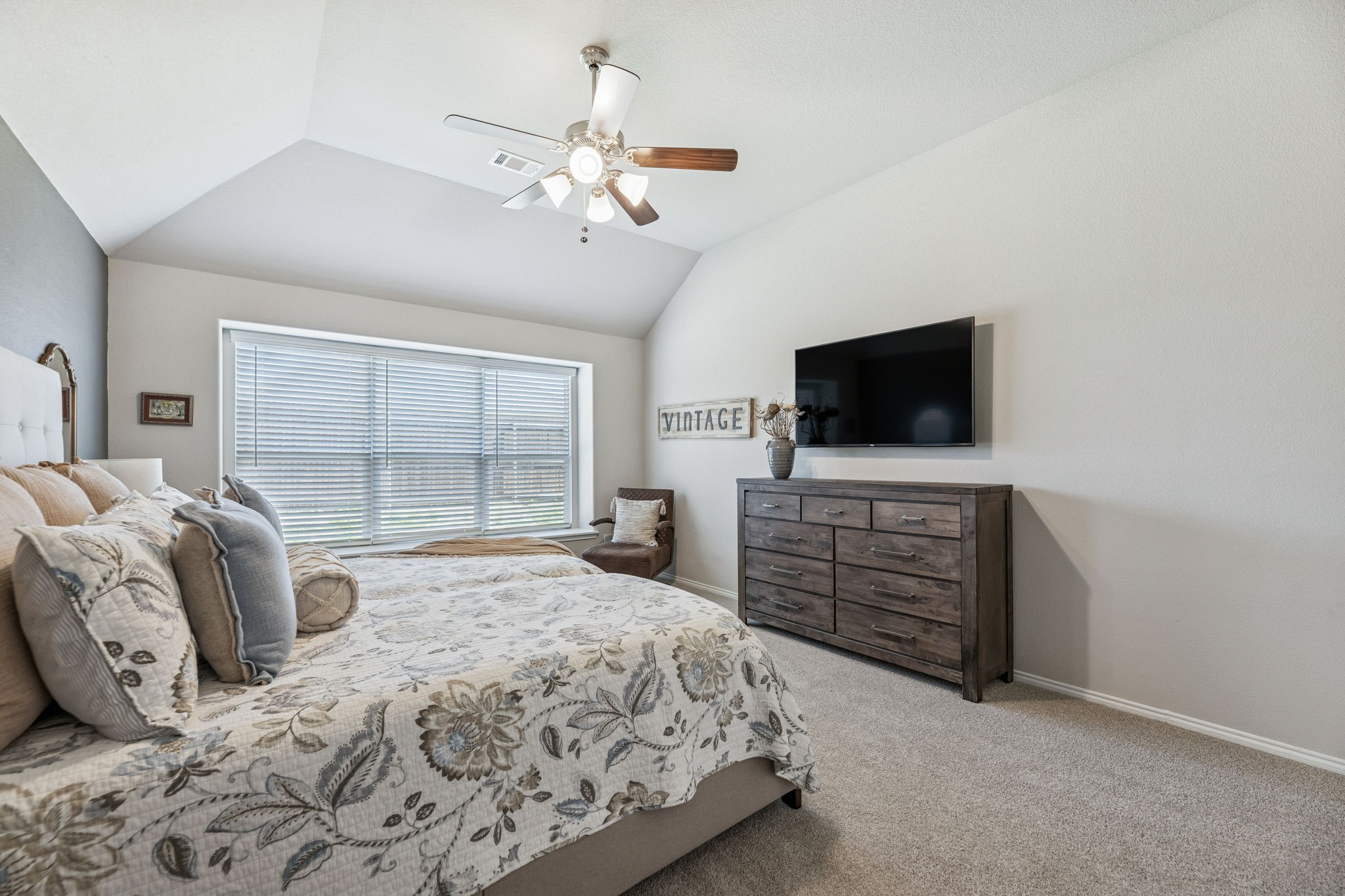 204 Magnolia Drive Azle TX 76020