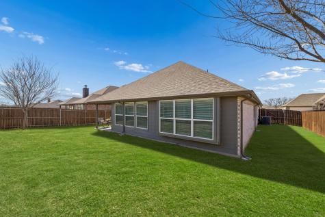 204 Magnolia Drive Azle TX 76020