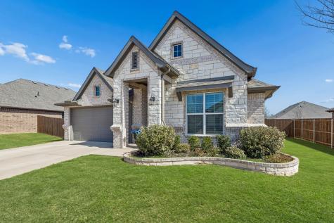 204 Magnolia Drive Azle TX 76020