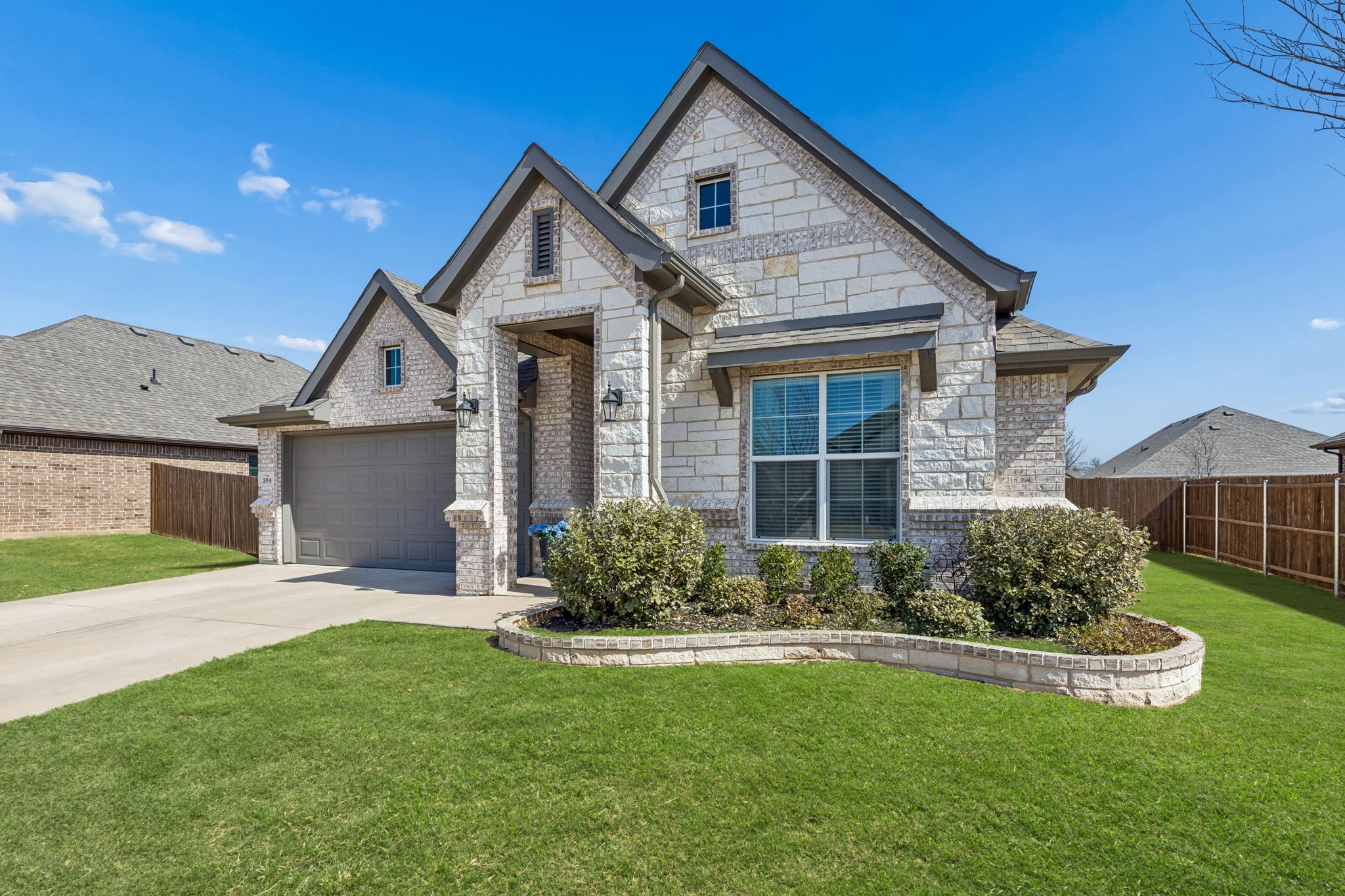 204 Magnolia Drive Azle TX 76020