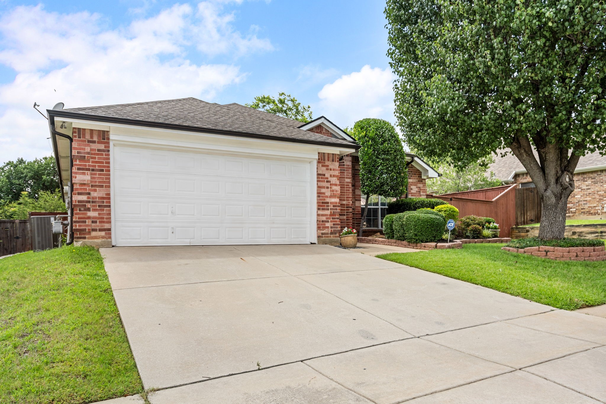 7105 Herman Jared Drive North Richland Hills TX 76182