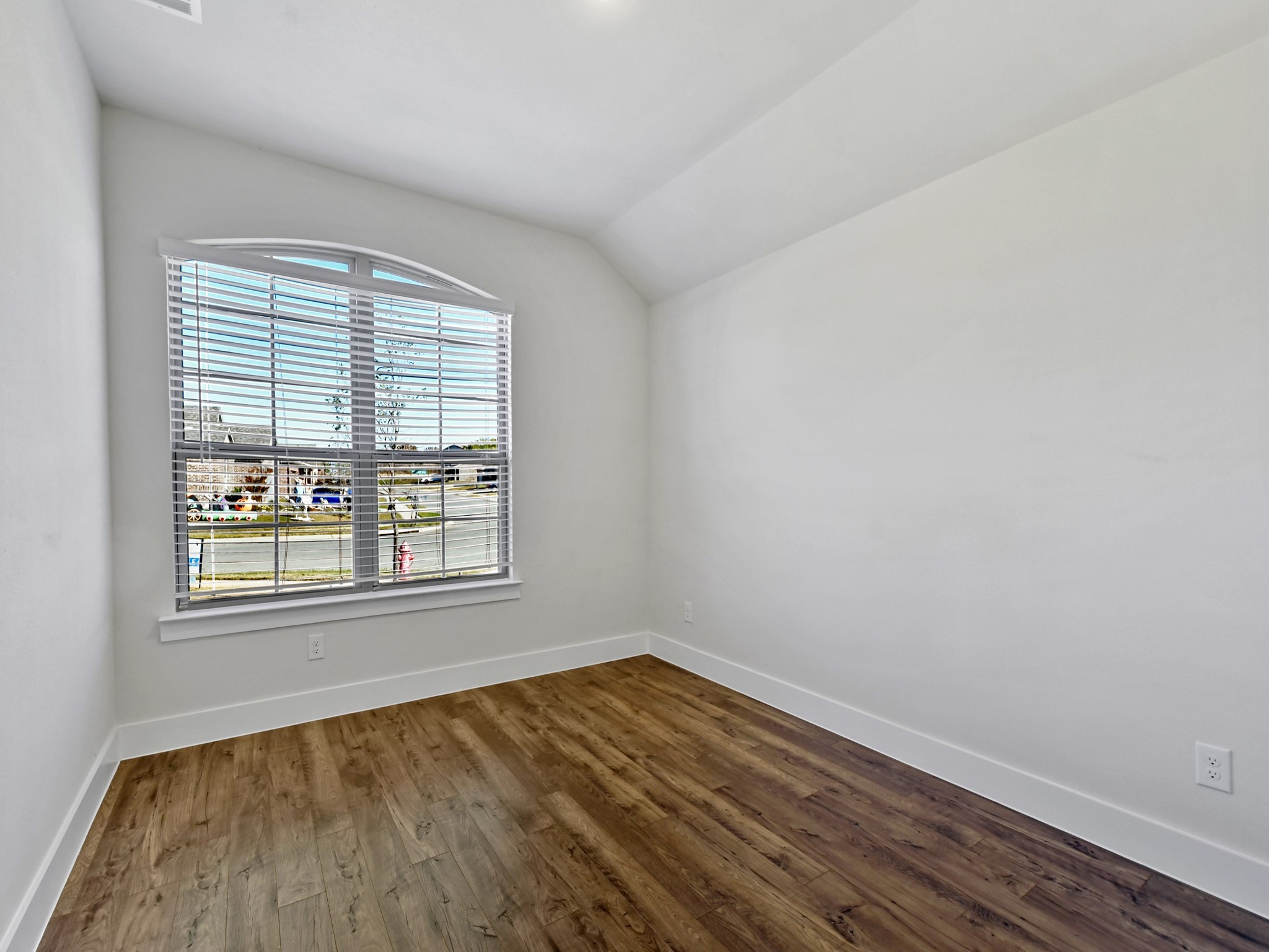 309 Horseshoe Bend Valley View TX 76272