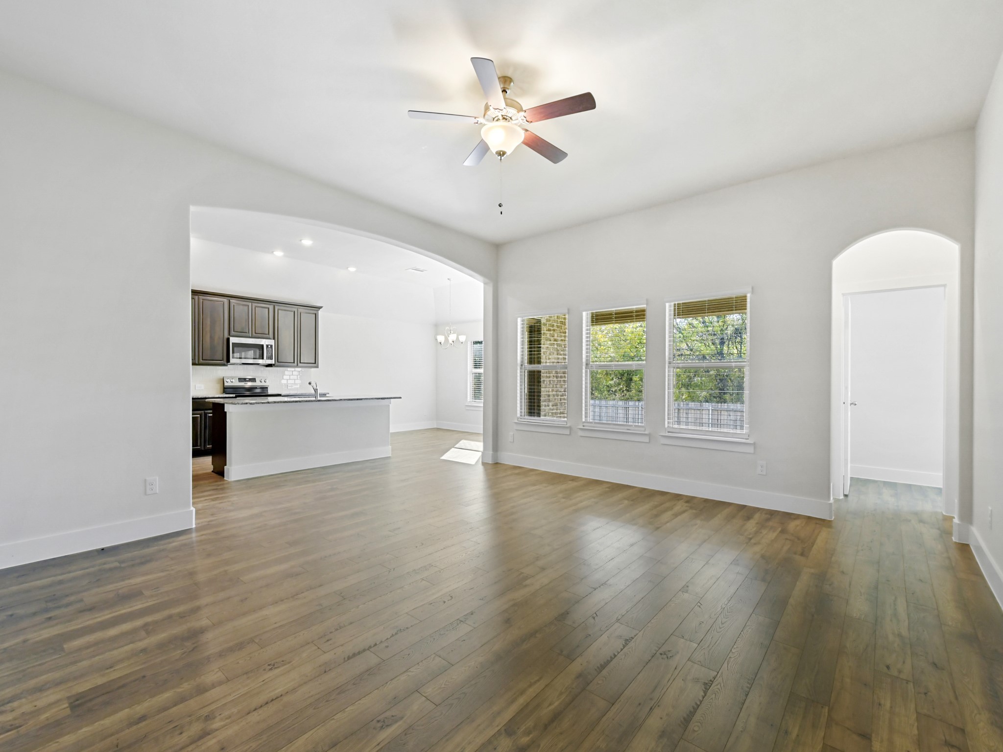 309 Horseshoe Bend Valley View TX 76272