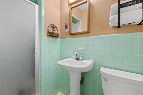 119 N Mimosa Ore City TX 75683