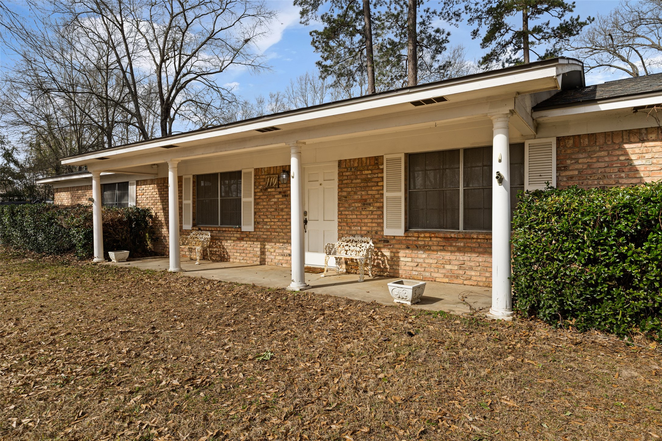119 N Mimosa Ore City TX 75683