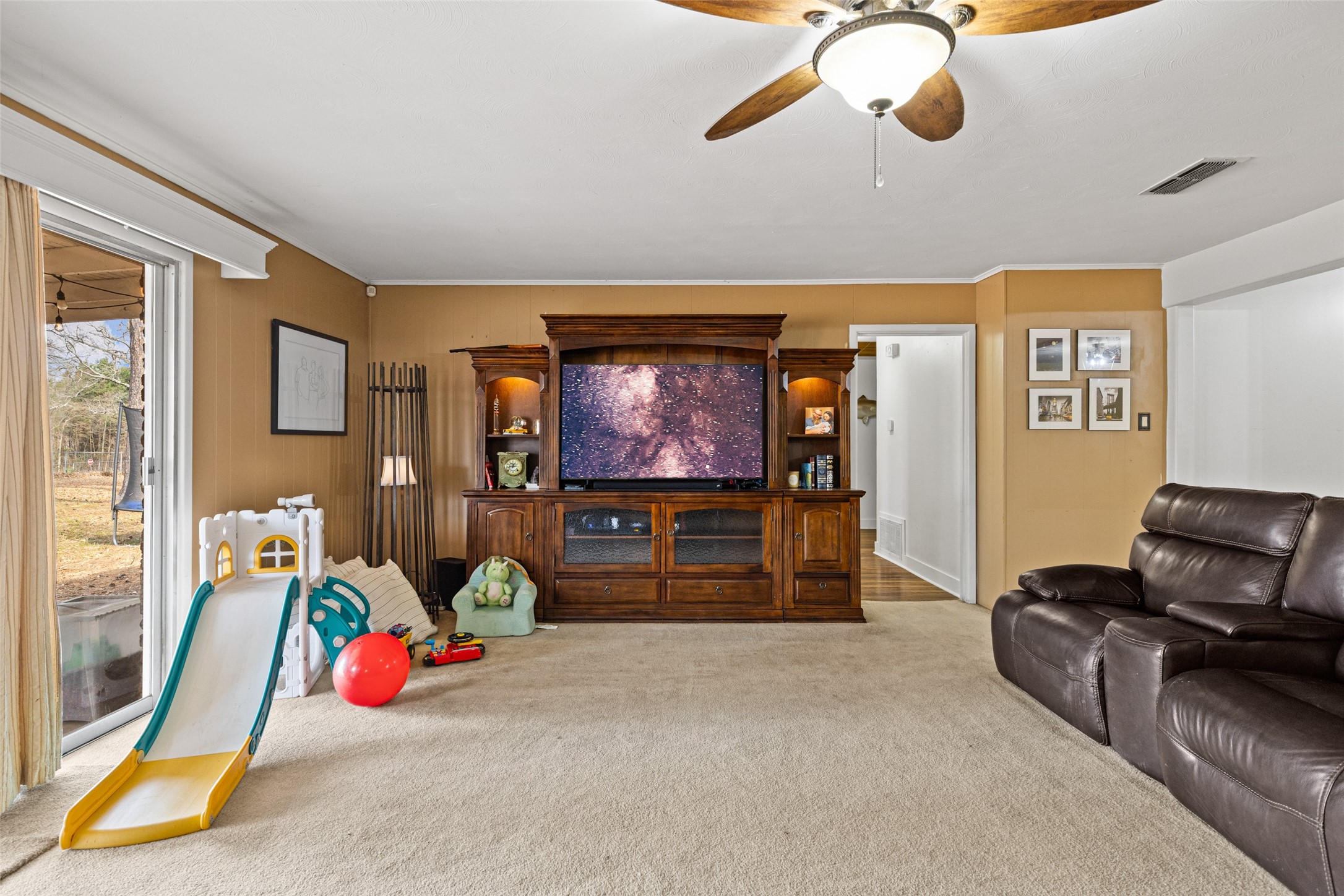 119 N Mimosa Ore City TX 75683