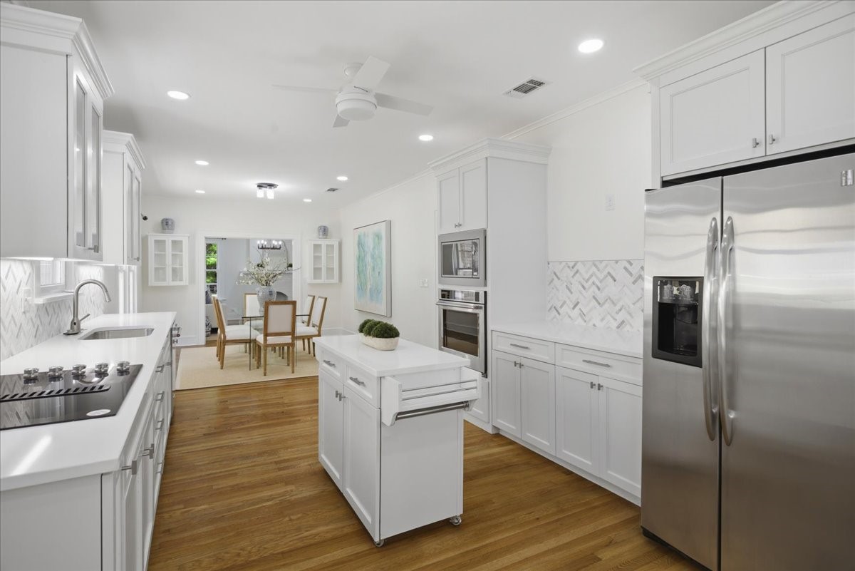 2528 Waits Avenue Fort Worth TX 76109
