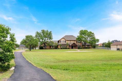 915 W Pleasant Run Road DeSoto TX 75115