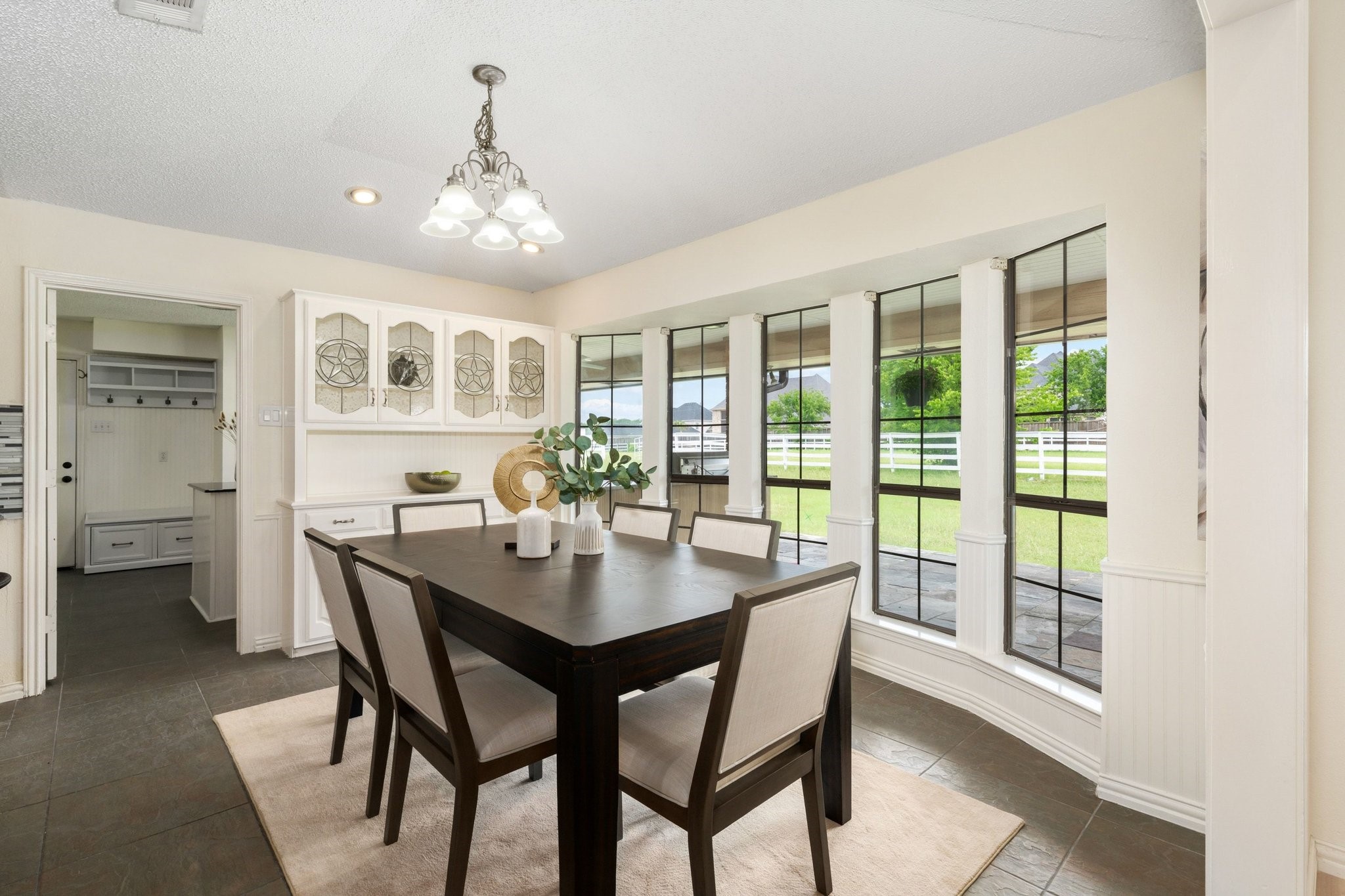 915 W Pleasant Run Road Desoto TX 75115