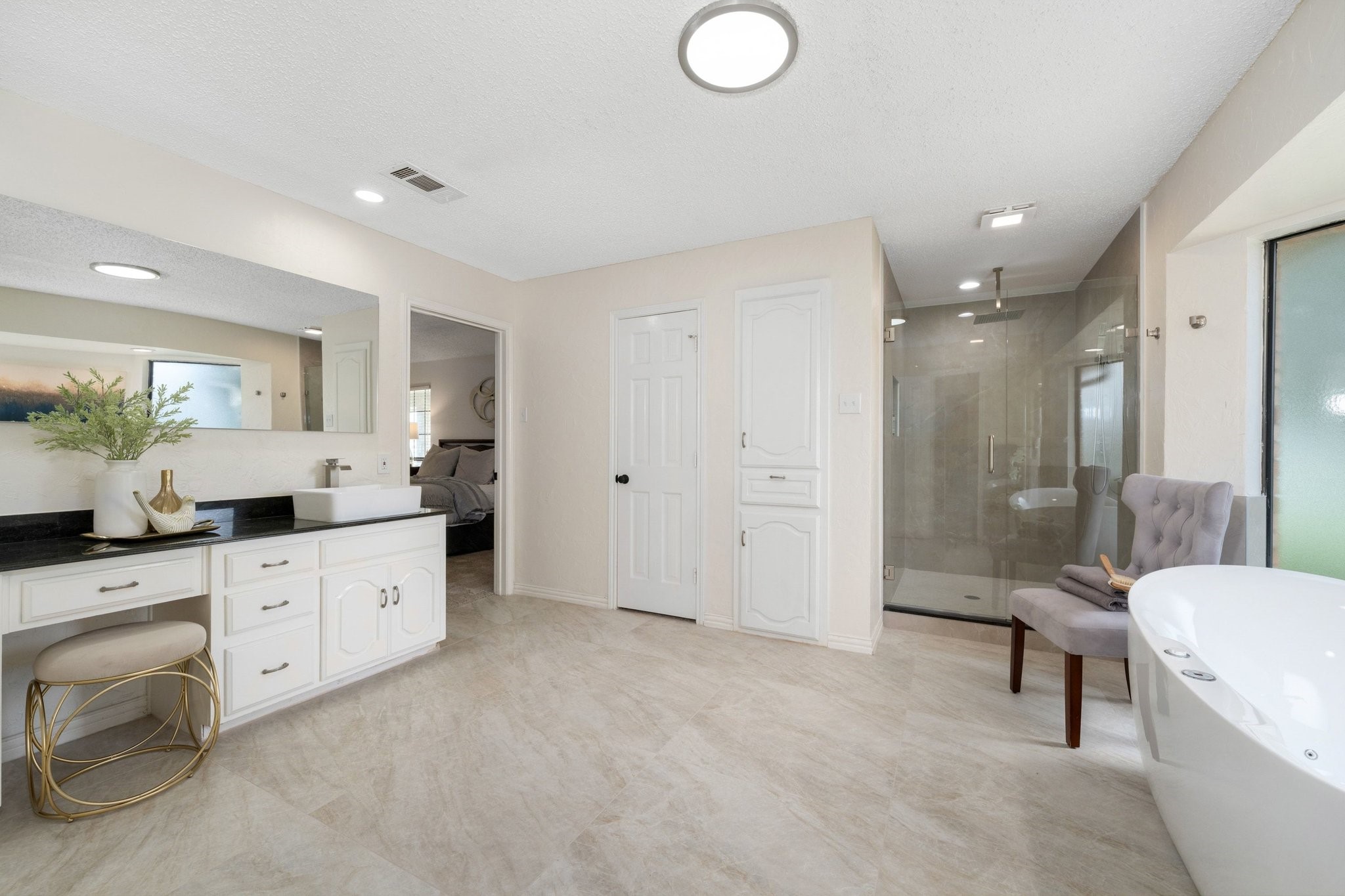 915 W Pleasant Run Road Desoto TX 75115