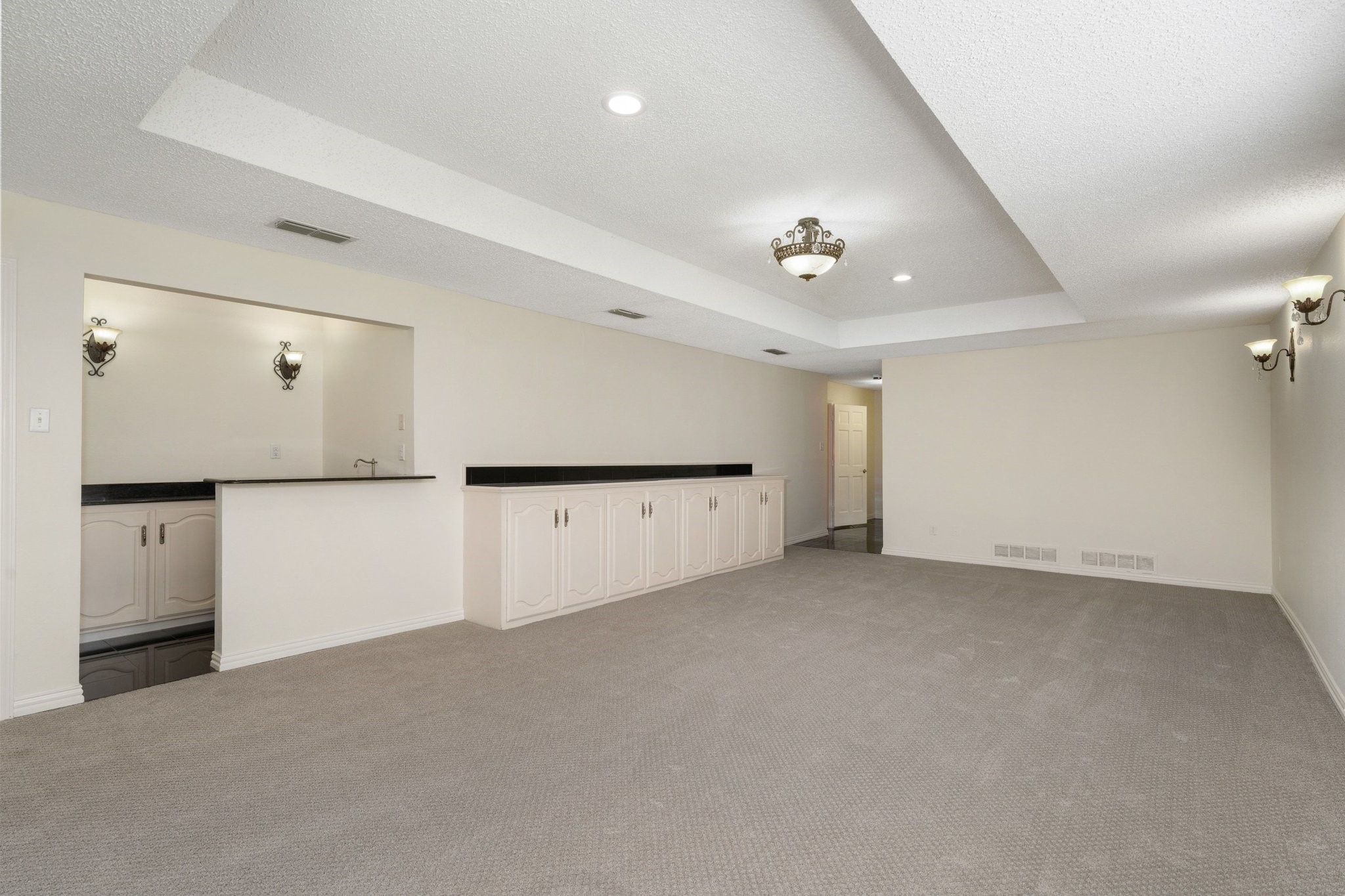 915 W Pleasant Run Road Desoto TX 75115