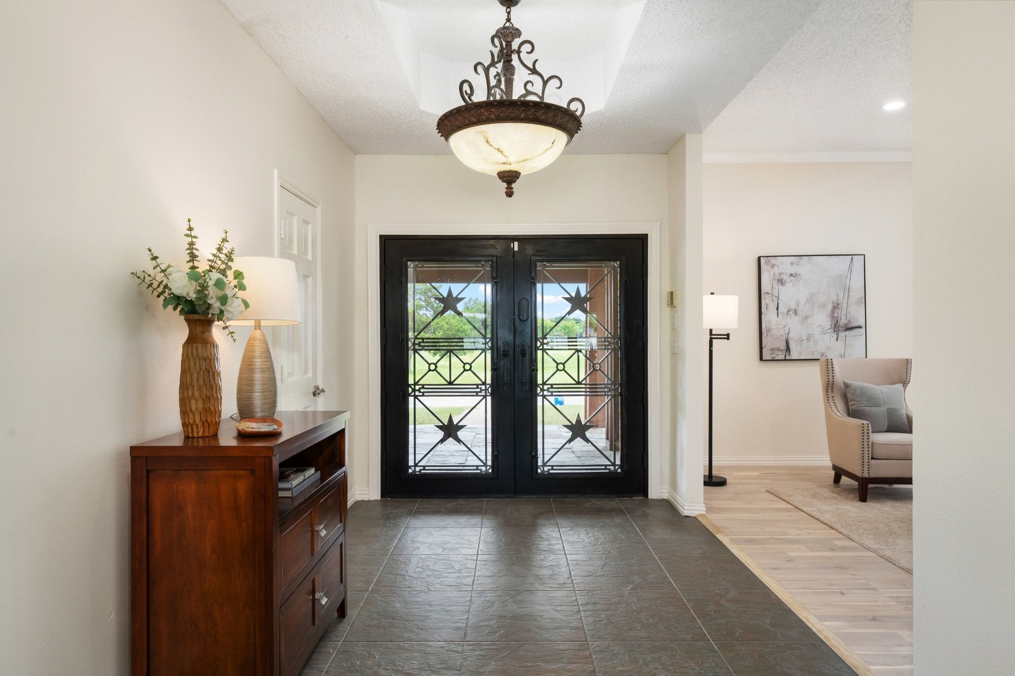 915 W Pleasant Run Road Desoto TX 75115