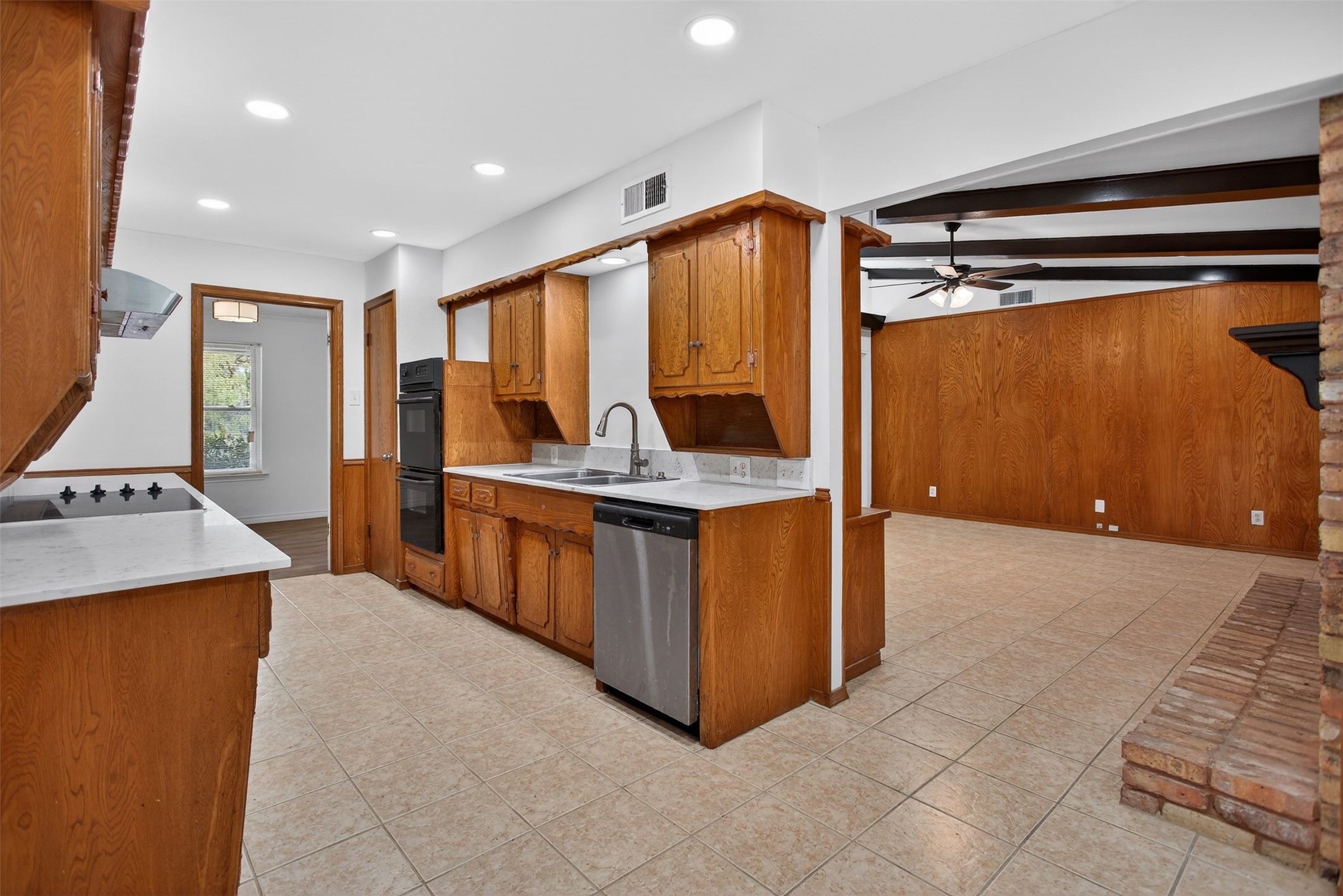 6422 Rock Canyon Circle Dallas TX 75232
