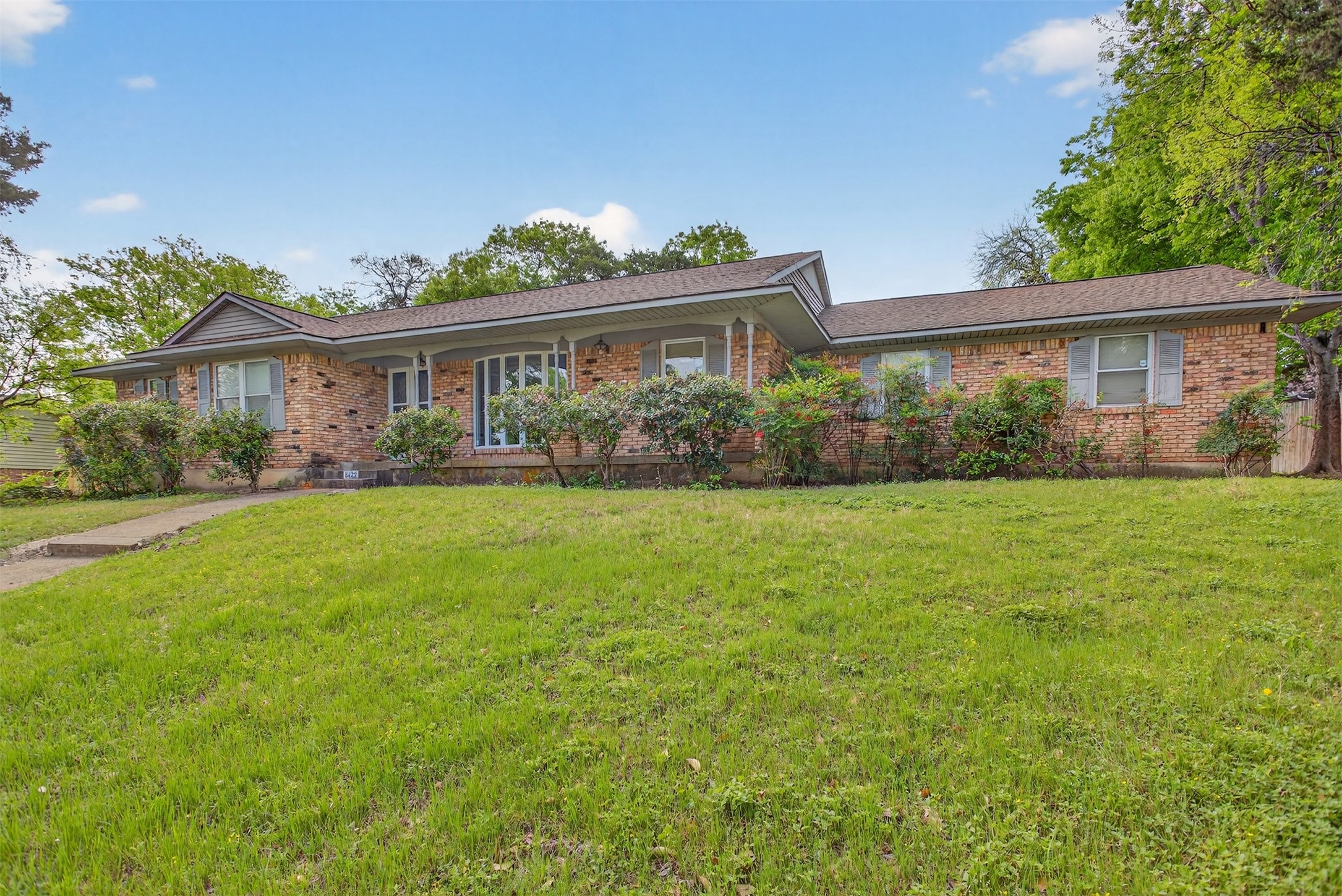 6422 Rock Canyon Circle Dallas TX 75232
