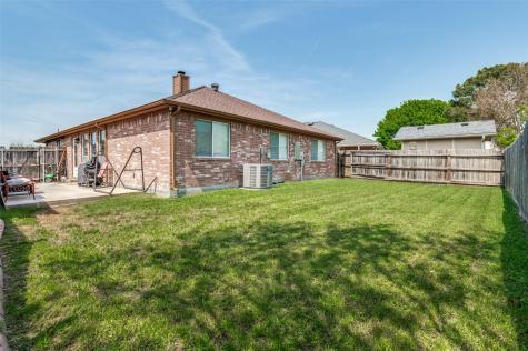 3132 Pheasant Run Court Grand Prairie TX 75052