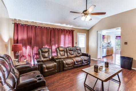 3132 Pheasant Run Court Grand Prairie TX 75052