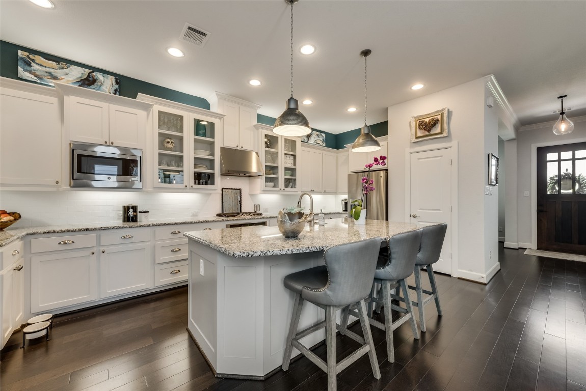 6025 Monterey Mews North Richland Hills TX 76180