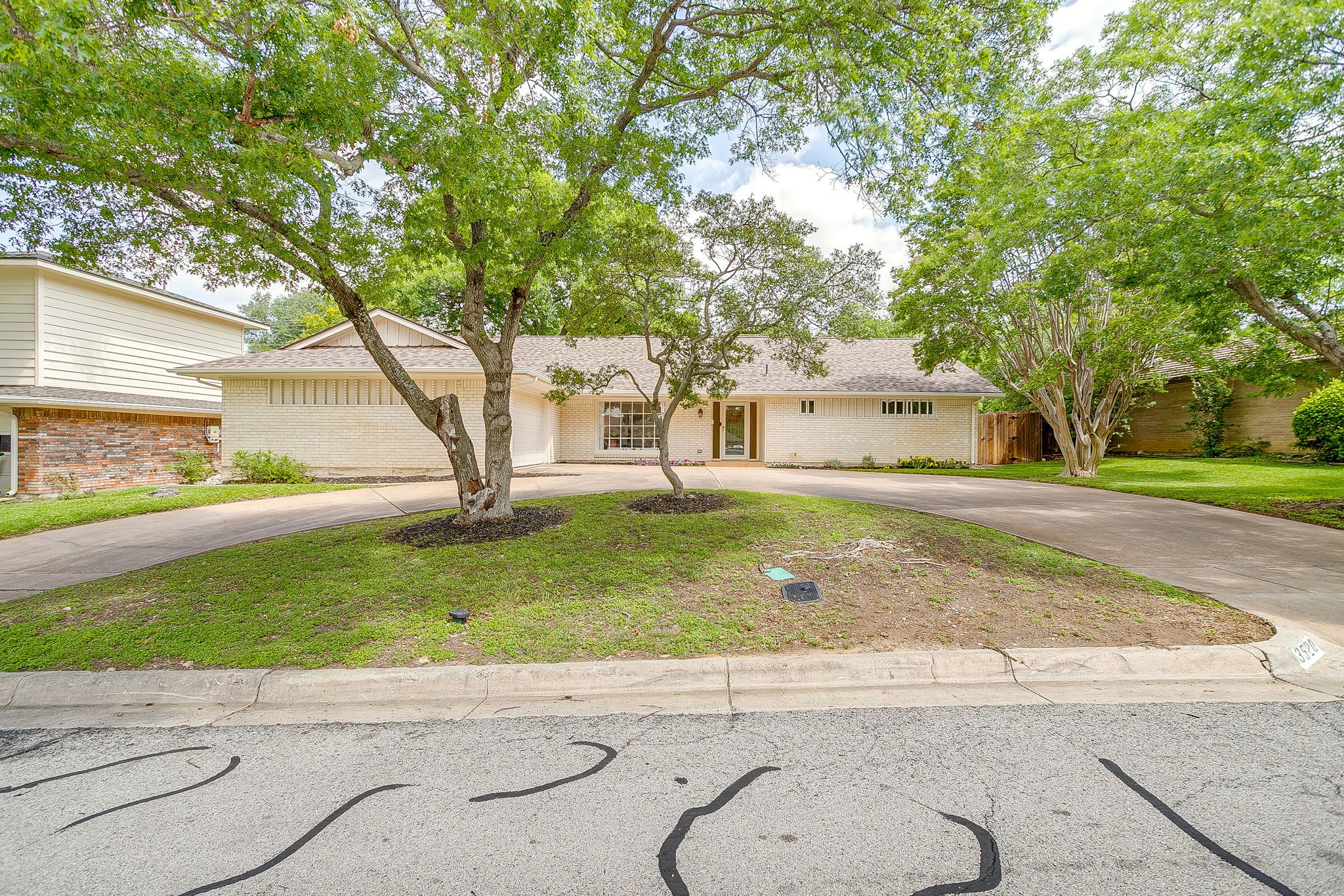 3520 Walton Avenue Fort Worth TX 76133