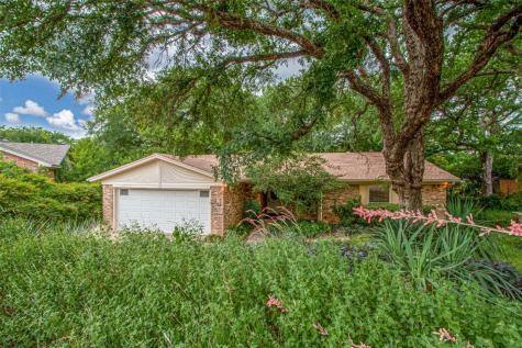 5051 Tierney Court S Fort Worth TX 76112
